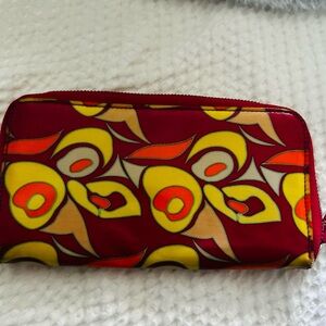 Pylones Bold Floral Zip Wallet